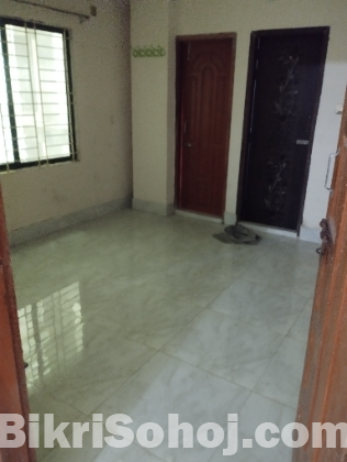 পার্কিং সহ রেডি ফ্ল্যাট বাগান বাড়ি এলাকায়